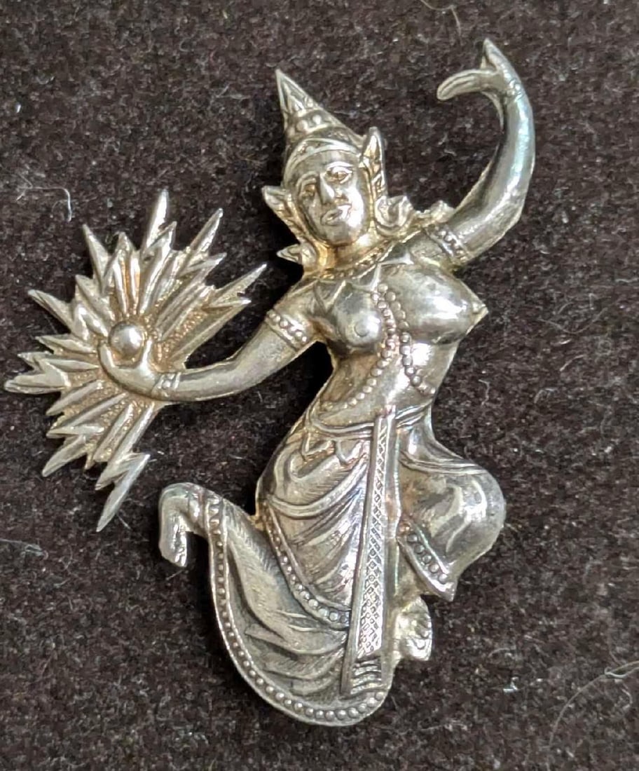 Sterling Silver Siam Hinduo Goddess Pin Brooch (1 of 4)