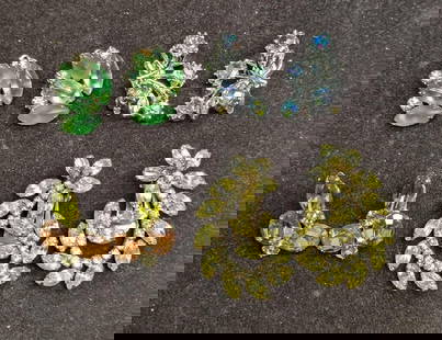 Vintage Coro And Unmarked Gold Silve Tone Rhinestones Clip On Earrings: Vintage Coro And Unmarked Gold Silve Tone Rhinestones Clip On Earrings. This lot includes:  (1) Set Of Unmarked Gold Tone Green Rhinestone And Glass Beaded Clip On Earrings. Each is approx 1&#34; x 3/