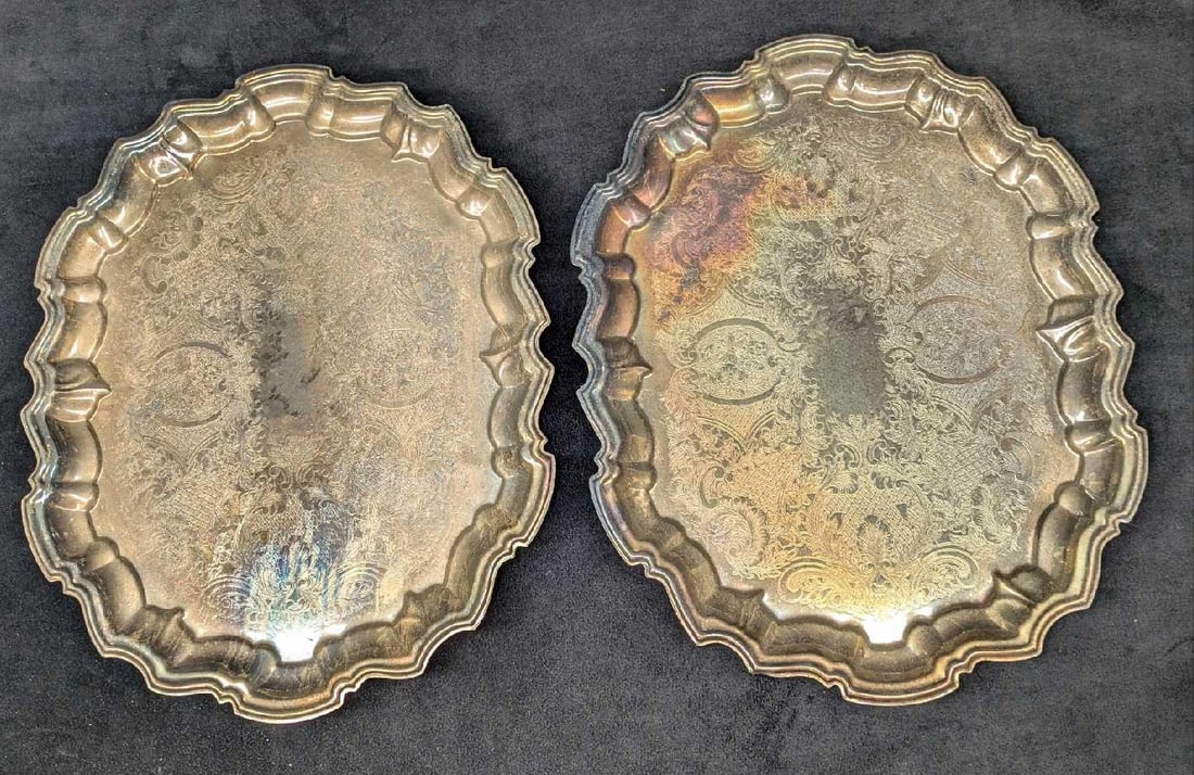 2 Vintage  Footed Oval Kent Silversmith Silver Plated Trays (1 of 5)
