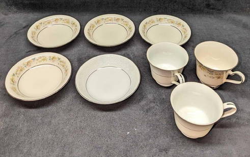 Assorted Noritake & International  Cups & Sauce Bowls: Assorted Noritake &amp; International Cups &amp; Sauce Bowls. This lot includes:  (4) Noritake Ivory China Blossom Sauce Saucer Bowl.This is approx 5 1/2&#34; x 5 1/2&#34; x 1 1/4&#34;. (1) Internatio