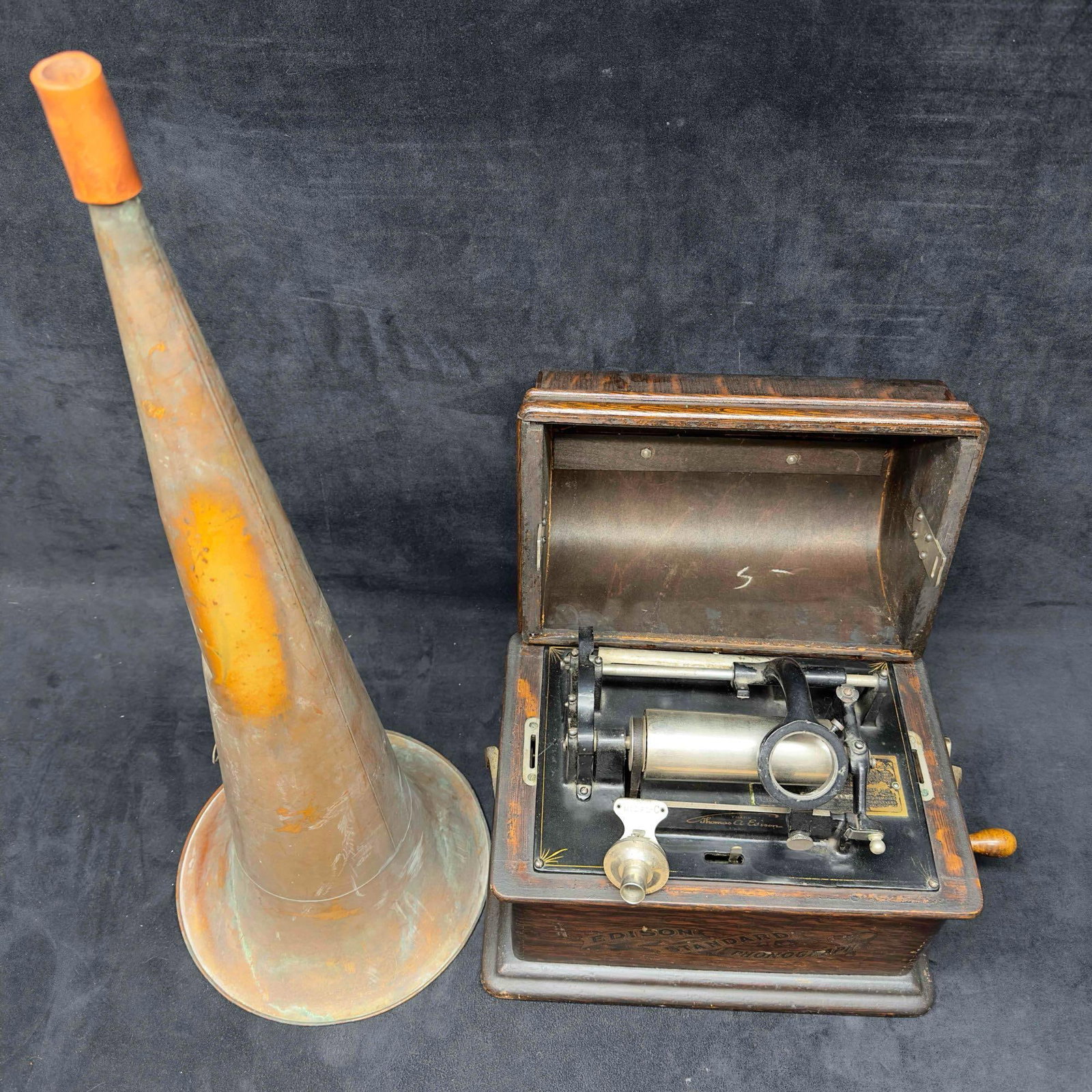 Vintage Antique Edison Standard Cylinder Phonograph with Horn Crank (1 of 19)