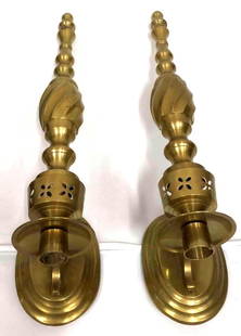 Pair Of Elegant Brass Wall Sconces With Swirl/Flower Design: This lot contains a pair of elegant&nbsp;brass wall sconces with a swirl/flower design. Each wall sconce is approx 4 3/4" x 3 1/2" x 14 3/4" and together they weigh about 3.2lbs. The wall sconces are