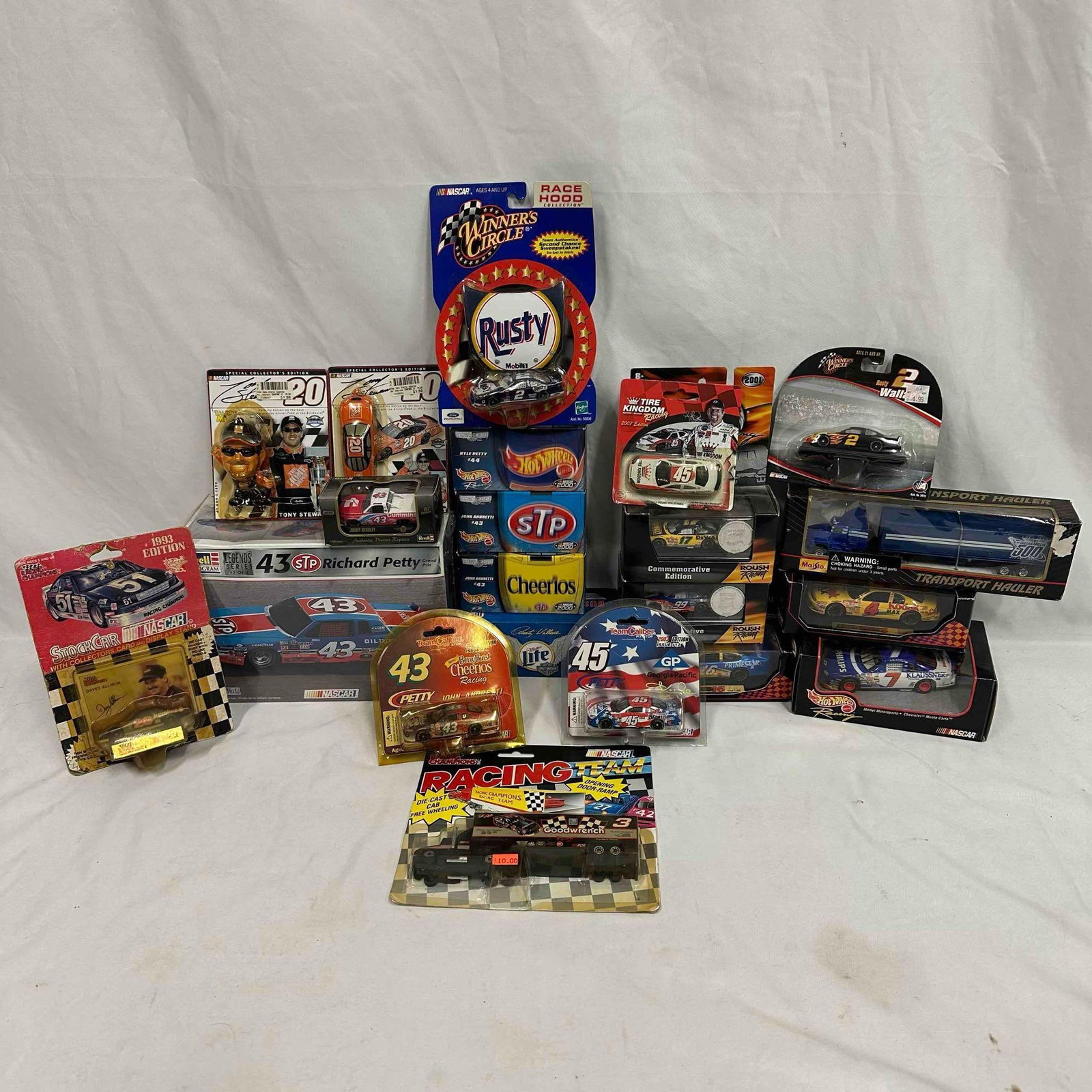 NASCAR Collectors Set Die Cast Cars Toys Collectibles Collectible Lot of Twenty 20: NASCAR Collectors Set Die Cast Cars Toys Collectibles Collectible Lot of Twenty 20. Various collection of NASCAR collectibles featuring 14 1:64 die cast cars, 3 1:43 scale die cast cars, one model car