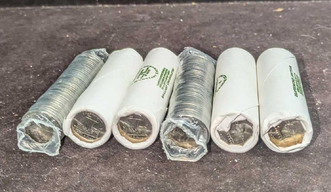 6 Rolls Of Brilliant Uncirculated American Nickels: 6 Rolls Of Brilliant Uncirculated American Nickels. All nickles are sealed in either plastic or paper wrappings and have not appears to have been ever removed from these. Each is approx 3 1/2" x 3/4"
