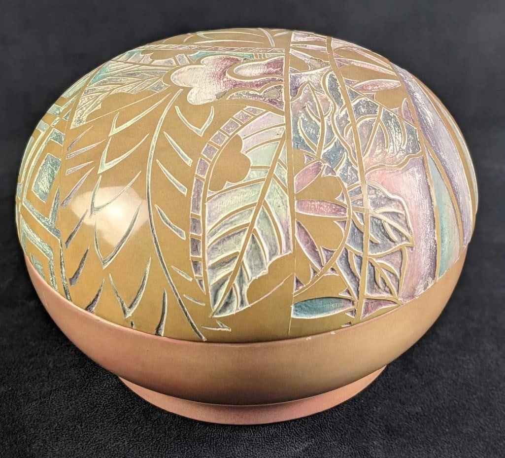 Vintage Chinese Etched Ceramic Bowl With Lid (1 of 8)