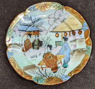 Satsuma Style Mini Hanging Plate Geisha Floral Edges: Satsuma Style Mini Hanging Plate Geisha Floral Edges. This hand-painted porcelain plate is approx 6 1/8" x 3/4" x 6 1/8" and it weighs 0.31lb. There are some markings and wear on the back.