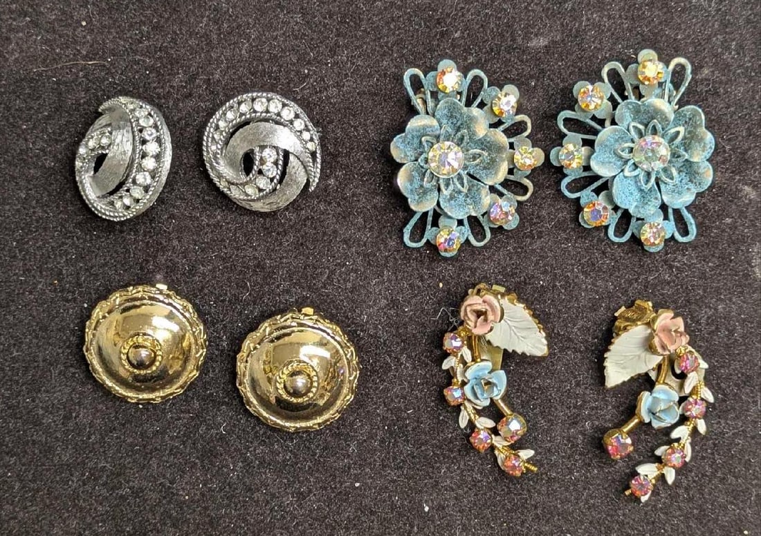 Vintage Floral Austrian Trifari Unsigned Gold Silver Tone Clip On Earrings Lot Of 4: Vintage Floral Austrian Trifari Unsigned Gold Silver Tone Clip On Earrings Lot Of 4. This lot includes: (1) Unsigned Pair Of Gold Tone AB Crystals Flower Clip On Earrings. Each is approx 1 1/2" x