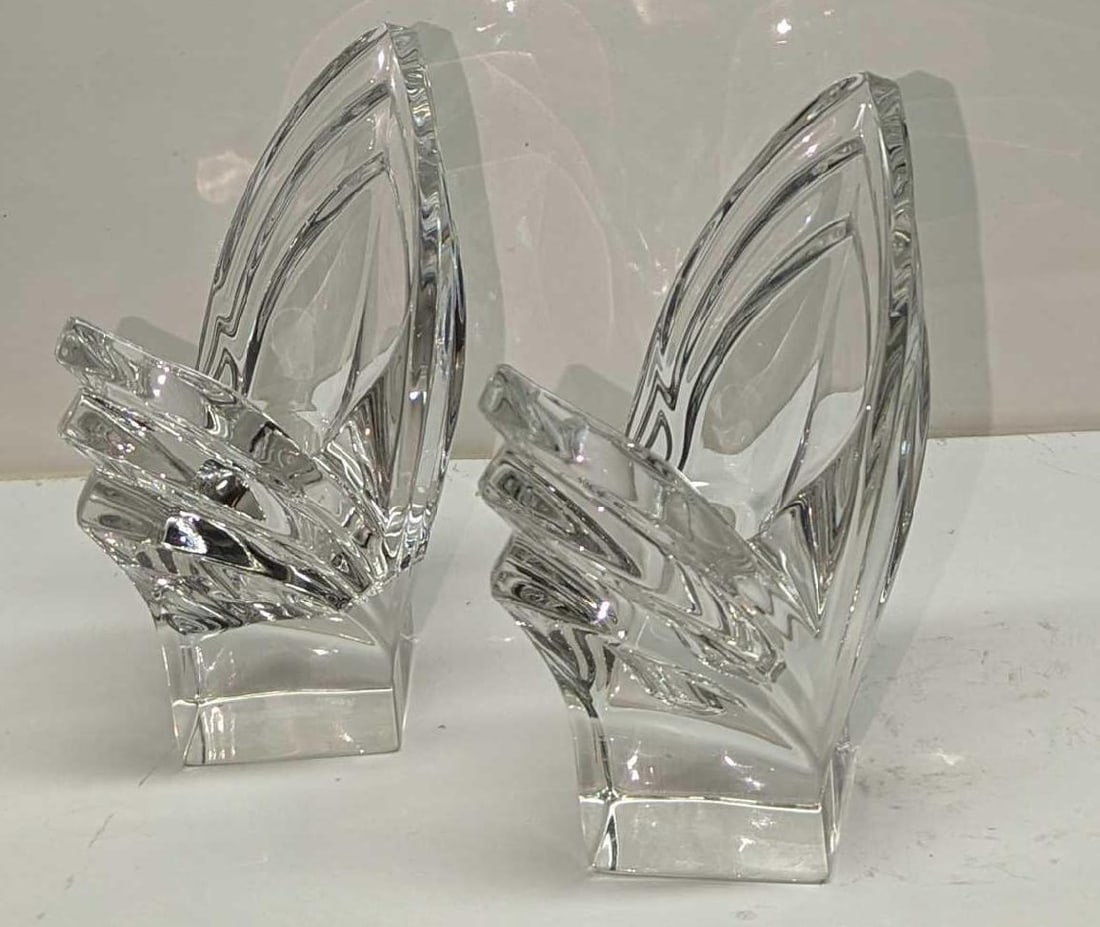 Pair Of Mikasa Crystal Candle Holders: Pair Of Mikasa Crystal Candle Holders. Each is approx 2 3/4" x 2 3/4" x 5" and the total weight is 2.79lbs. Both are in a good, used condition with no chips or cracks.