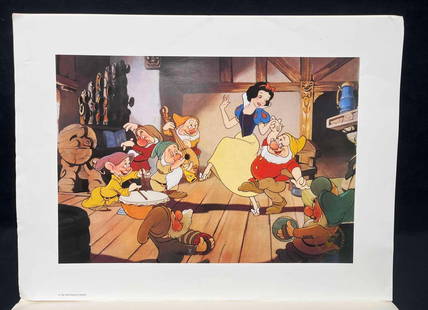 Snow White And The Seven Dwarfs Exclusive Commemorative Lithograph 1994: This lot contains a Snow White And The Seven Dwarfs Exclusive Commemorative Lithograph 1994. It is approx 12 1/4" x 16 1/4". Total weight is 4.4oz. Overall the Lithograph is in good vintage condition