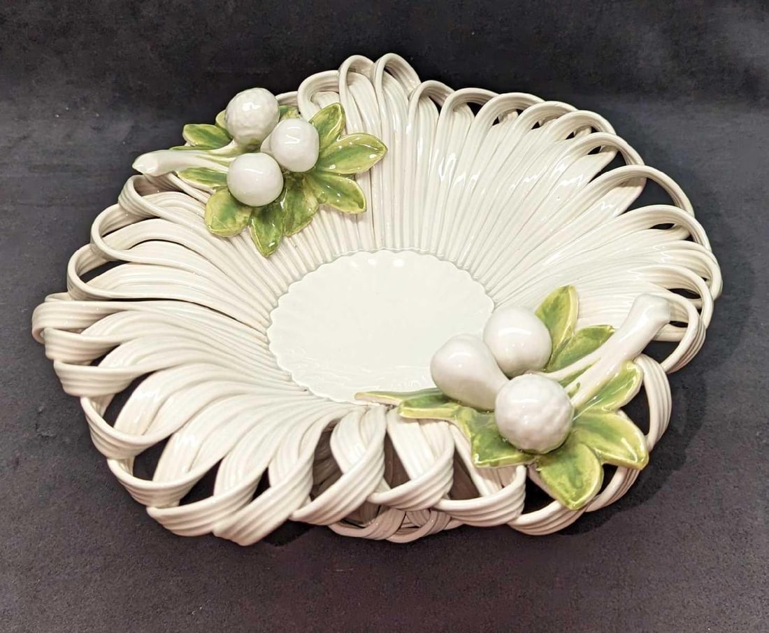 Vintage Ceramic Italian Twisted Ribbon Pedestal Bowl: Vintage Ceramic Italian Twisted Ribbon Pedestal Bowl. This is approx 11 1/2" x 11 1/2" x 6 1/2" and it weighs 2.43lbs. It has a small crack in the center. Please see the images as they are part of the