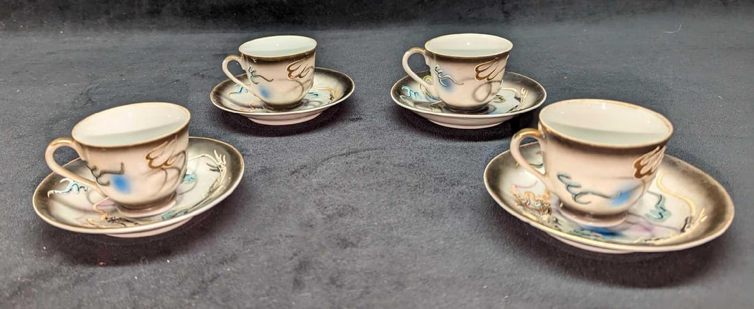 4 Vintage Betsons Dragonware Saucers & Cups F14 A (1 of 9)