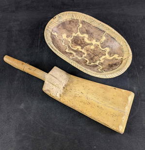 Wooden Bowl and Server: Wooden Bowl and Server This lot comes with two wood-carved items. One item is a decorated bowl and the other is a server. Both are made out of wood and in vintage condition with some paint loss. Overa