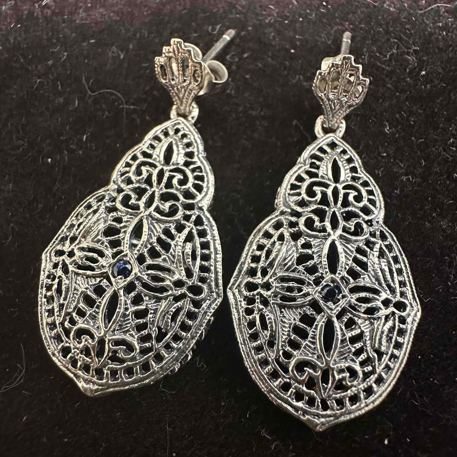 Art Deco Sapphire Sterling Silver Filigree Edwardian Revival Earrings: This item is in good pre-owned, previously used/displayed condition with noticeable light wear, and surface scratches. Please reference all photos for full details. This piece of jewelry has been test