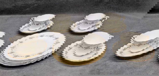 4 Sets Of Retired Royal Worcester Saucers Tea Cups And Salad Plates: 4 Sets Of Retired Royal Worcester Saucers Tea Cups And Salad Plates. All with the &#34;Blue Medallion&#34; pattern. This series was released from the year 1958 to the year 1965. This lot includes:  (4
