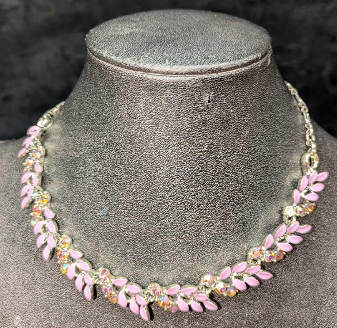 Vintage Lisner Enamel And Rhinestones Lilac Flower Necklace: Vintage Lisner Enamel And Rhinestones Lilac Flower Necklace. This silver tone necklace is approx 15" and it weighs 0.08lb. The necklace has some light signs of wear. 
