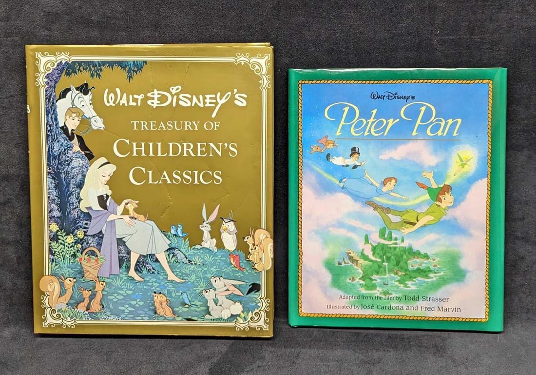 Disney's Peter Pan & Treasury Of Children's Classics Hardcovers: Disney's Peter Pan & Treasury Of Children's Classics Hardcovers. This lot includes: (1) Walt Disney's Treasury Of Children's Classics. Edited By Darlene Geis. This was published by