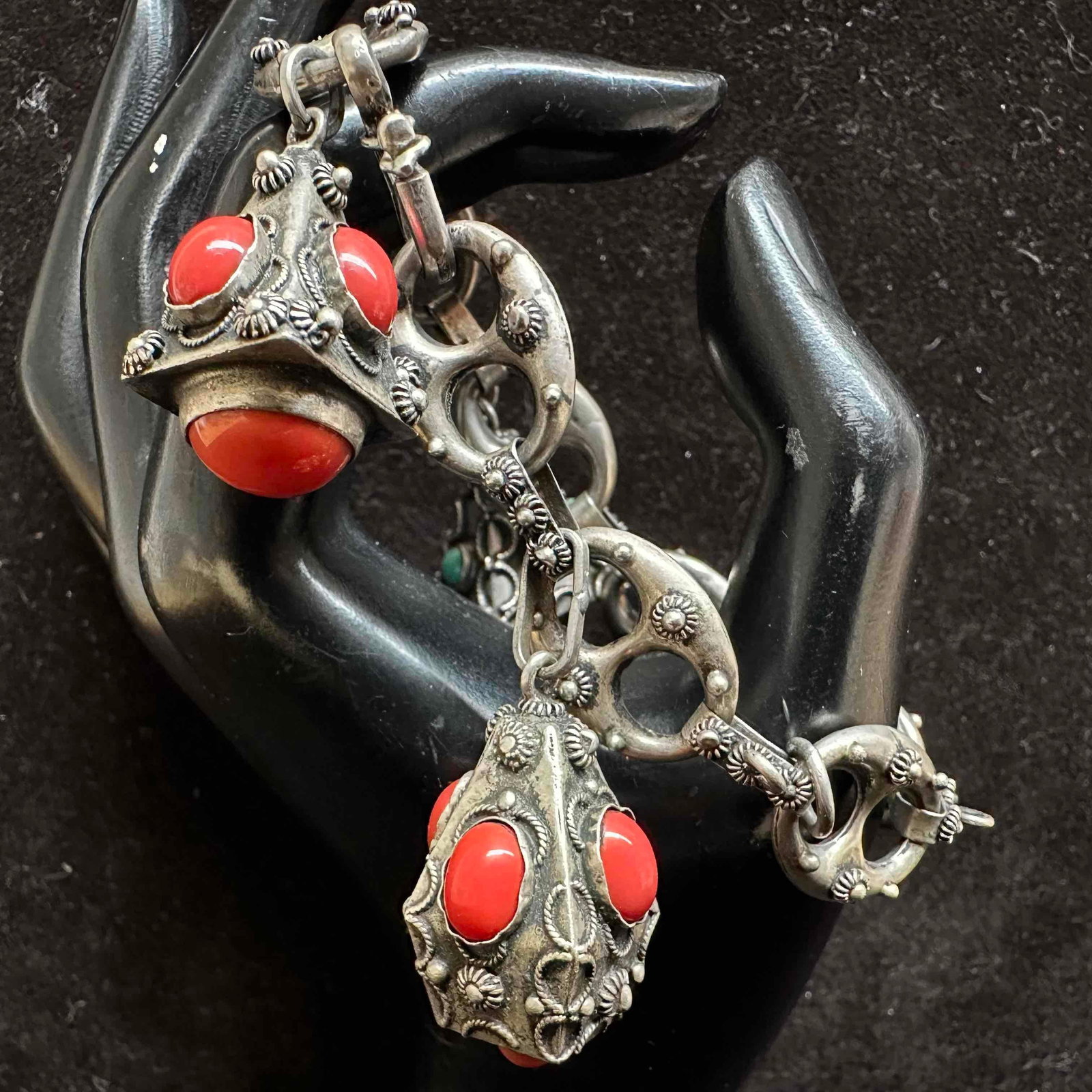 Mariner Puff Chain Link Ornate Filigree Dangle Charm 800 Silver Bracelet I8: This item is in good pre-owned, previously used/displayed condition with noticeable light wear, and surface scratches. Please reference all photos for full details. This piece of jewelry has been test
