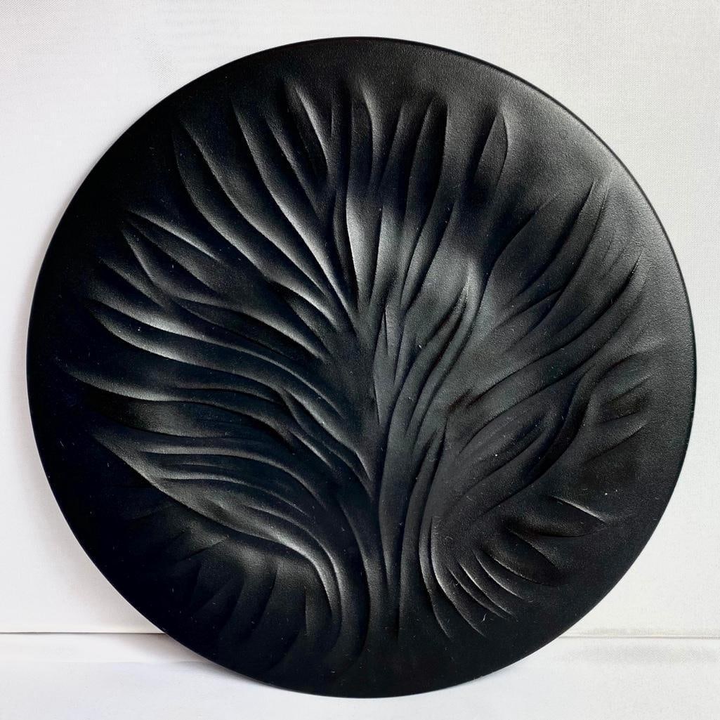 Lalique Algues Noir Plate (1 of 4)