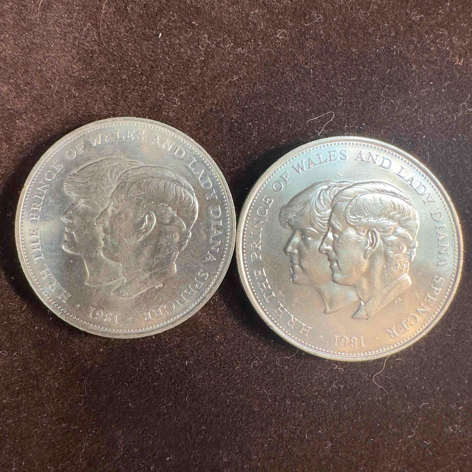 1981 H.R.H. The Prince of Wales and Lady Diana Spencer Coin Royal Wedding Set (1 of 7)