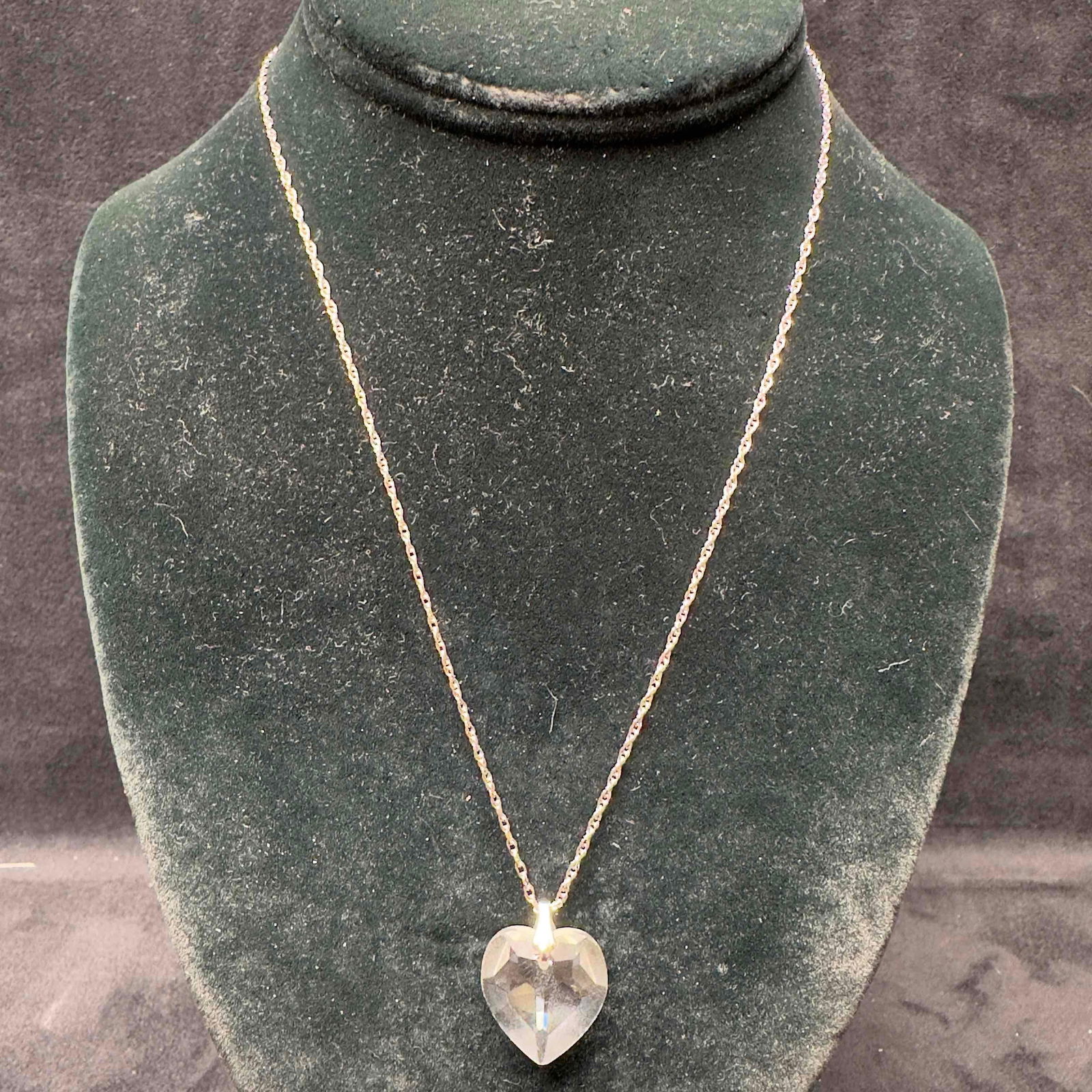 Gorham Sterling Silver Glass Heart Bead Pendant Necklace Y24: This item is in good pre-owned, previously used/displayed condition with noticeable light wear, and surface scratches. Please reference all photos for full details. This piece of jewelry has been test