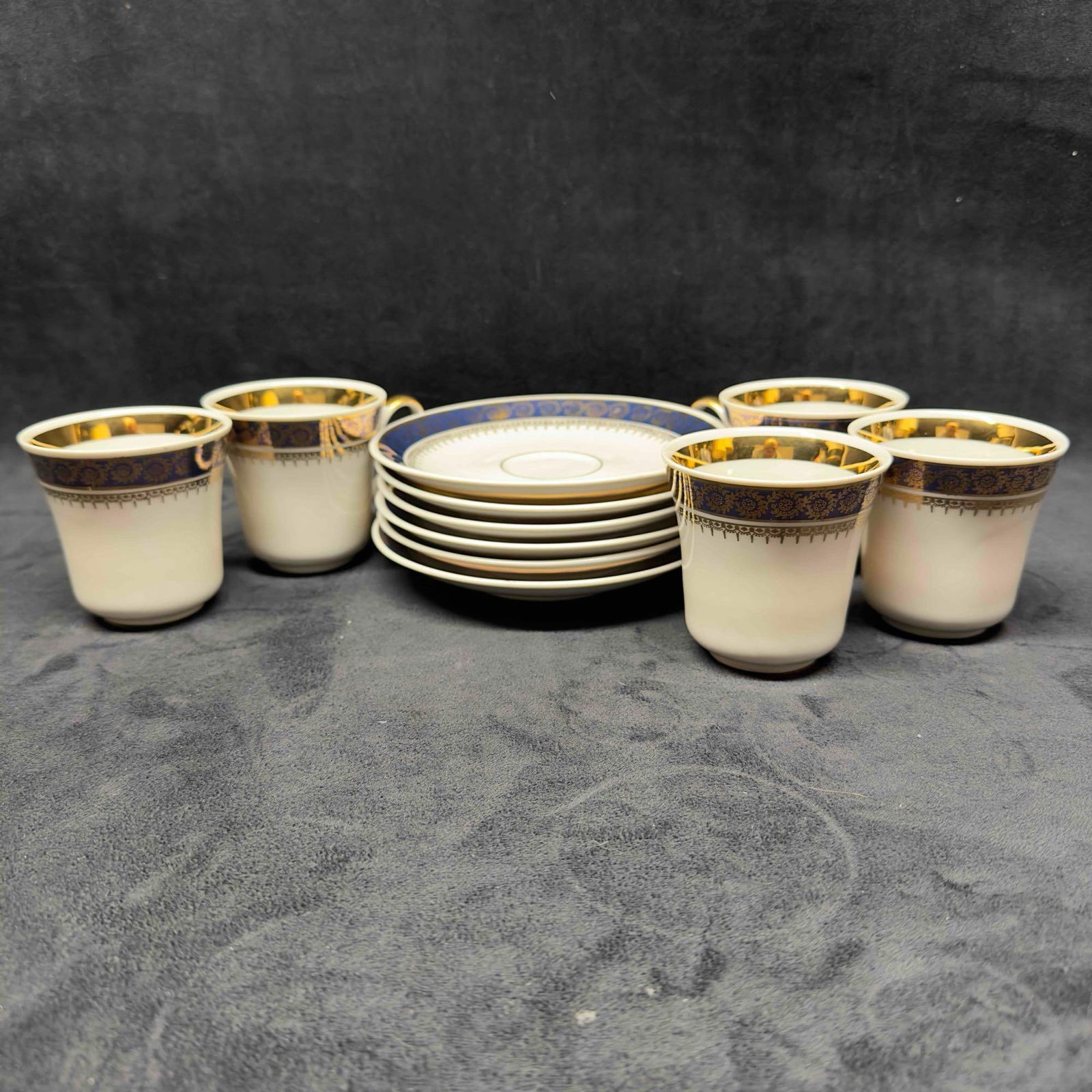 Hand Painted JSK Czech Czechoslovakia Blue White Gold Tea Cups and Small Plates Eleven 11 Dish Set: Hand Painted JSK Czech Czechoslovakia Blue White and Gold Tea Cups and Small Plates Eleven 11 Dish Set. This elegant cobalt blue dish set includes six small plates with five teacups. Each piece has a