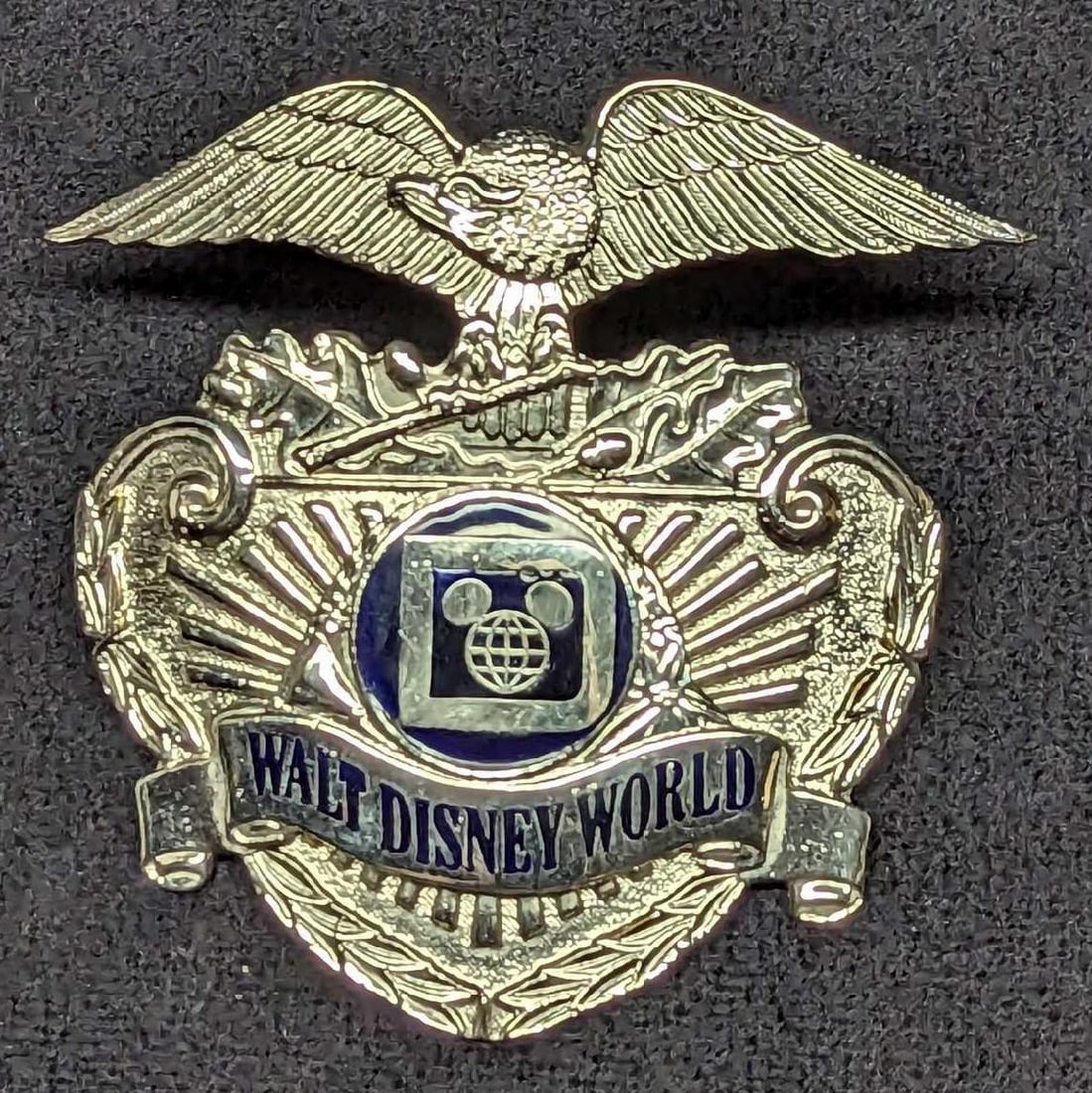 個人装備 Walt Disney World Security Badge Walt Disney World Security Badge-current design by