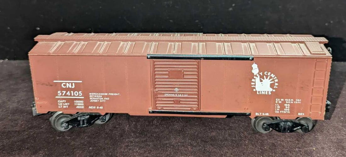 Williams Jersey Central Lines Boxcar (1 of 8)