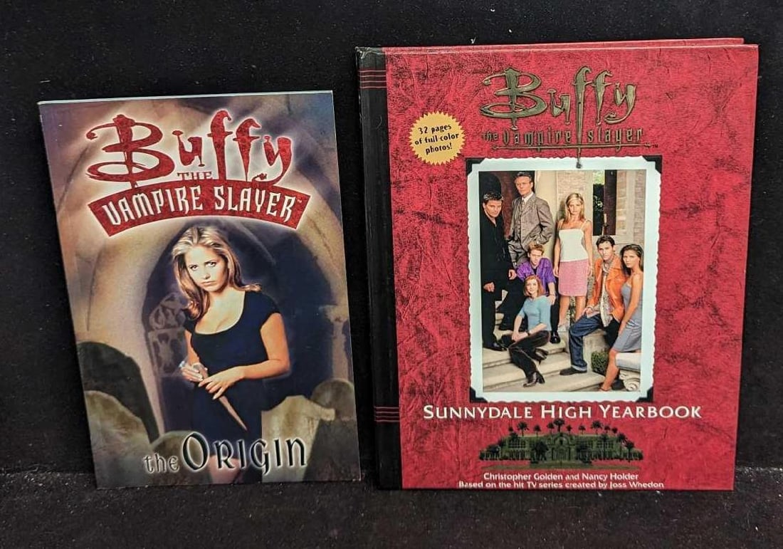 Buffy The Vampire Slayer Origin & Sunnydale High Yearbook (1 of 8)