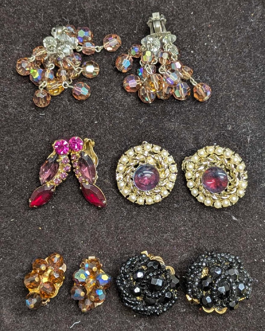 Vintage Gold Silver Tone AB Crystal Black Beads Rhinestone Clip On Earrings Lot Of 5 (1 of 7)