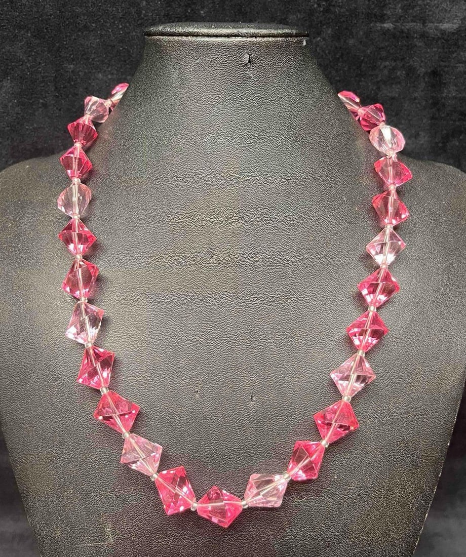 Signed Vintage West Germany Pink Beaded Necklace: This lot contains a Signed Vintage West Germany Pink Beaded Necklace. It is approx 11 1/2" long when clasped. Total weight is 1.7oz. Overall the Vintage West Germany Necklace is in excellent pre owned