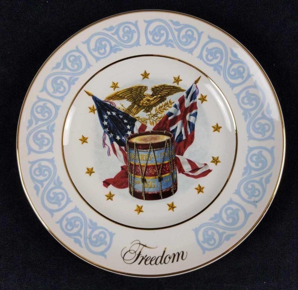 Vintage Wedgewood Avon Freedom Collector Plate (1 of 6)