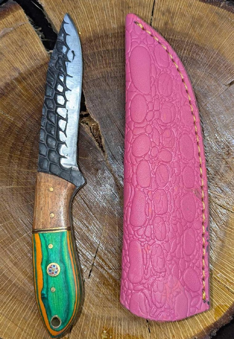 MHS Cutlery Steel Knife & Leather Sheath RTCW: MHS Cutlery Steel Knife & Leather Sheath RTCW. Steel knife comes in a leather sheath. Is approx 2 1/4" x 3/4" x 8 7/8" and it weighs 0.35lb. The knife does not appear to have been used and has a small