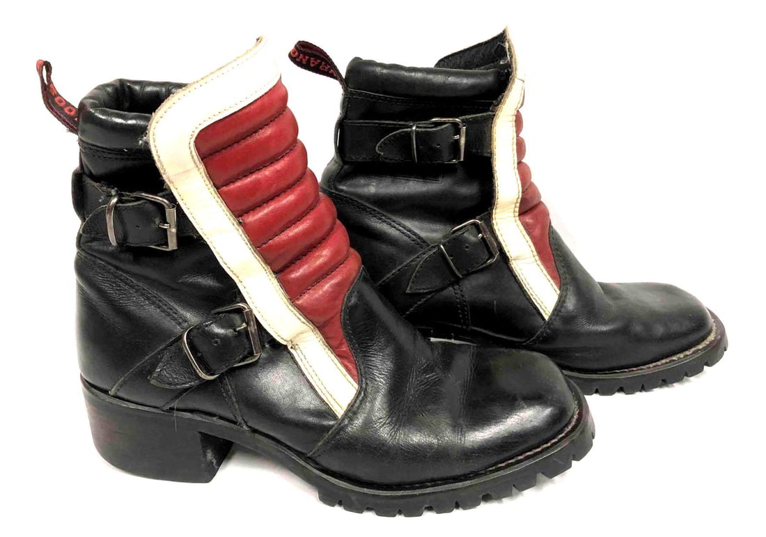 Durango Black Red & White Leather Boots: This lot contains Durango Black Red & White Leather Boots. Made in Brazil. The boots are a size 9 1/2" and they weigh about 3.3lbs. Overall the Boots are in good used condition with some light wear fr