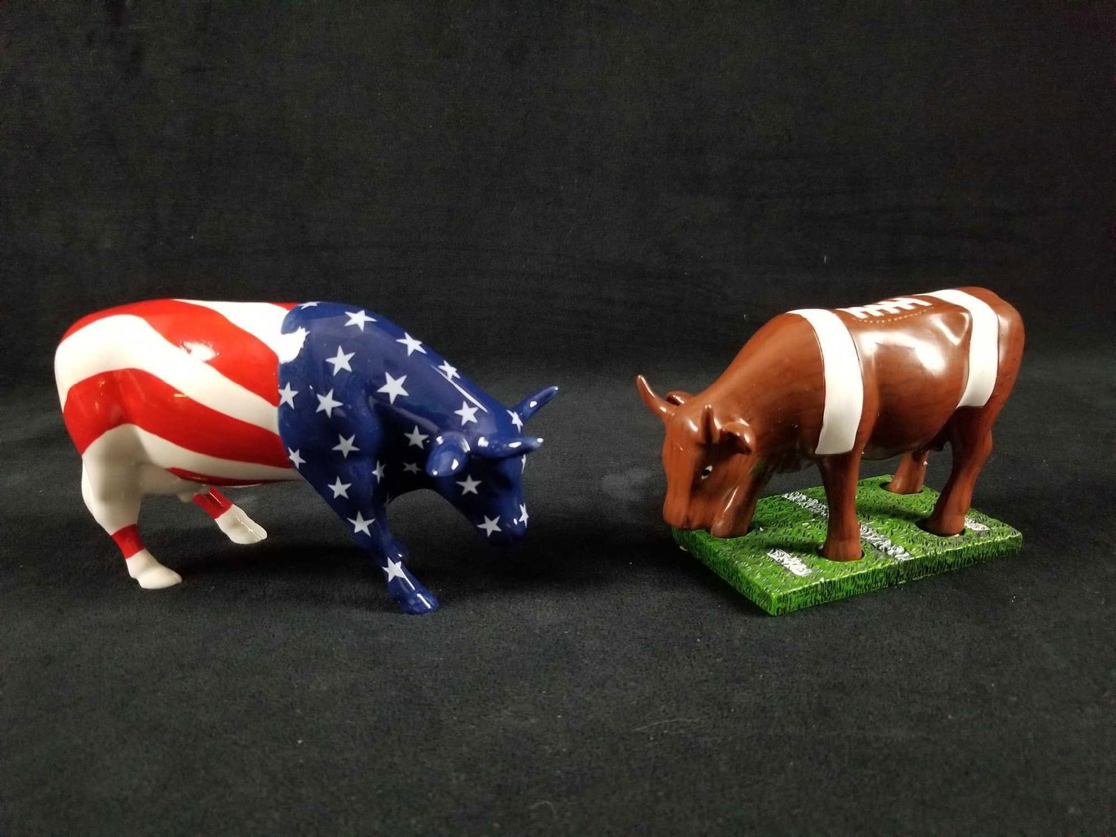 CowParade 2000 Americow the Beautiful 2011 The Ol Cowskin Retired Figurine Westland Giftware: This lot features two detailed replicas of cows from the official CowParade event. They are made of ceramic. They are in great condition with no known chips, cracks, or scratches. The boxes have some