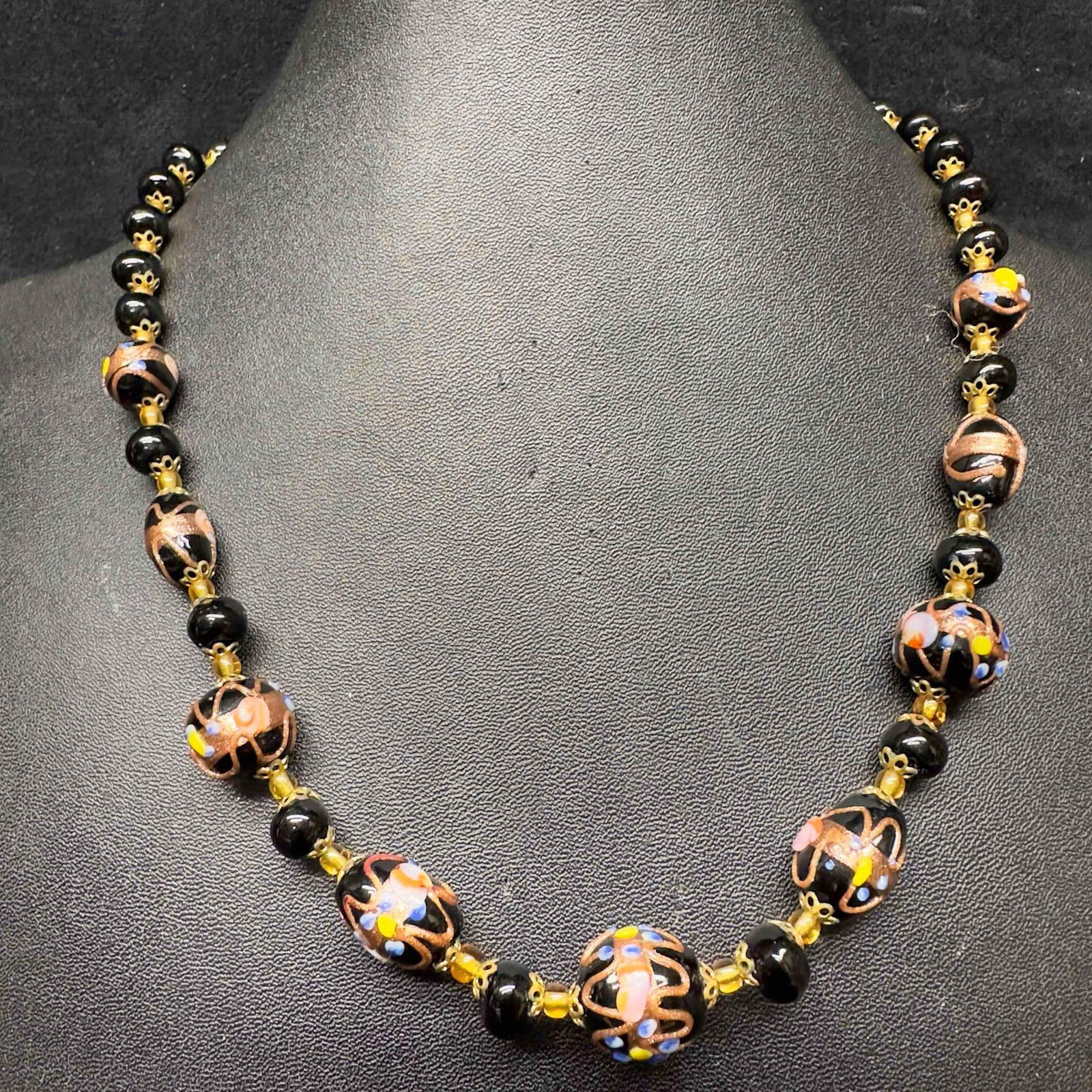 Venetian Murano Art Glass Lamp Work Round Black Floral Beaded Necklace D10 (1 of 7)
