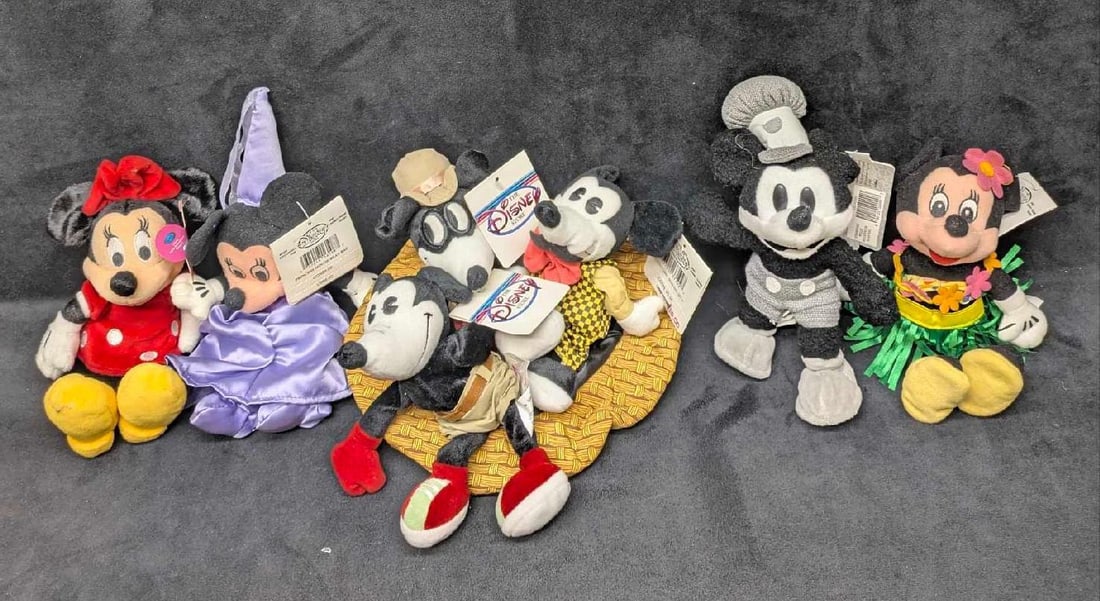 Disney Classic Mickey And Minnie Mouse Plush And Bean Bags: Disney Classic Mickey And Minnie Mouse Plush And Bean Bags. This lot includes: (1) Classic Comic 3 Mickey Mouse In Hat Bean Bag. This is approx 6" x 11" x 9". Please note, the Mickeys are