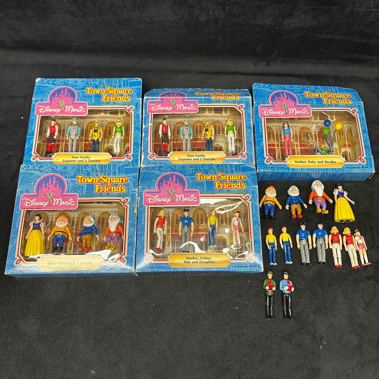 Disney Magic Town Square Friends Set Various Action Figures Snow White: Five brand new sealed boxes featuring various sets and including some loose figures. All figures are a part of the vintage Disney Parks Town Square Friends action figure line offered in the 1990's