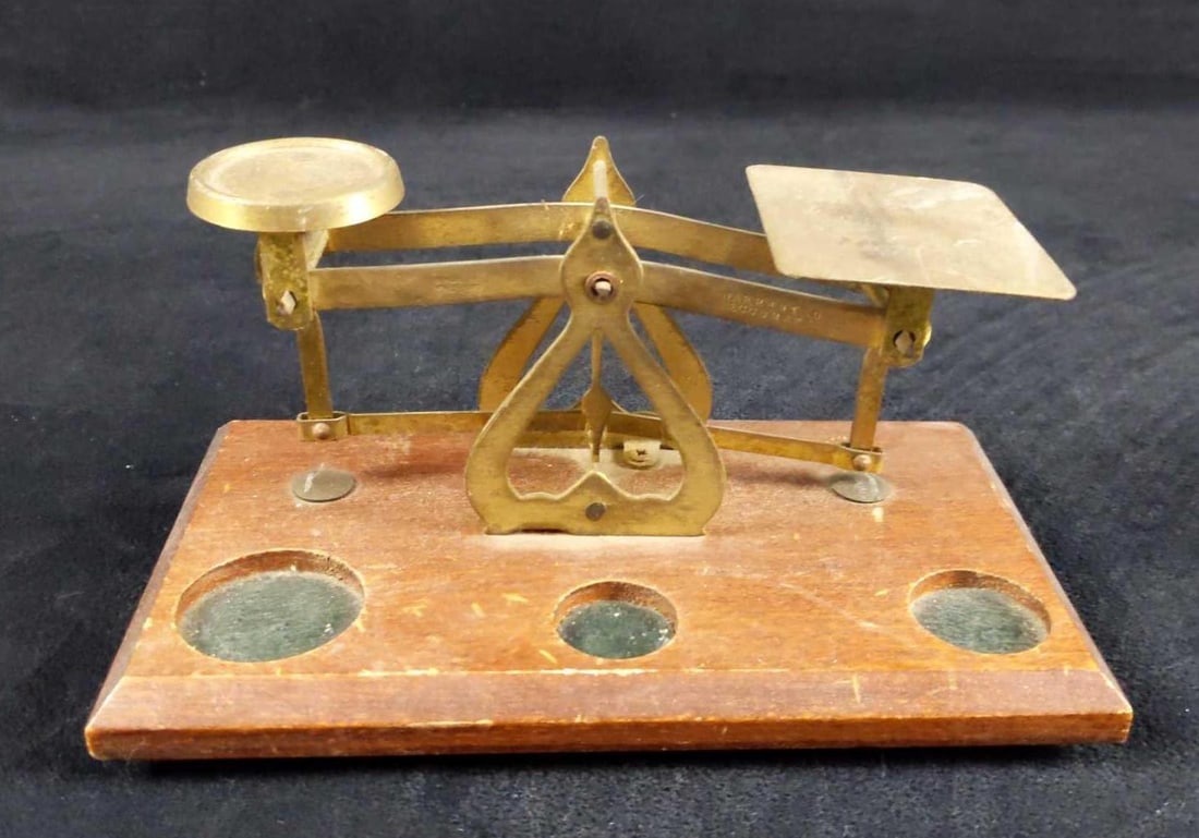Vintage English Brass Balance Beam Coin Scale (1 of 8)