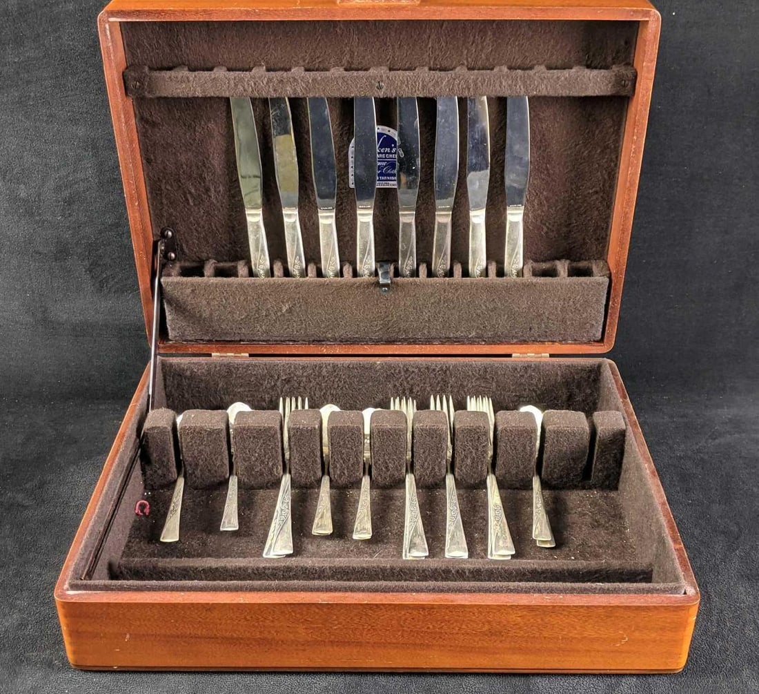 Silver Plated Silverware Set Revelation Silverware (1 of 9)