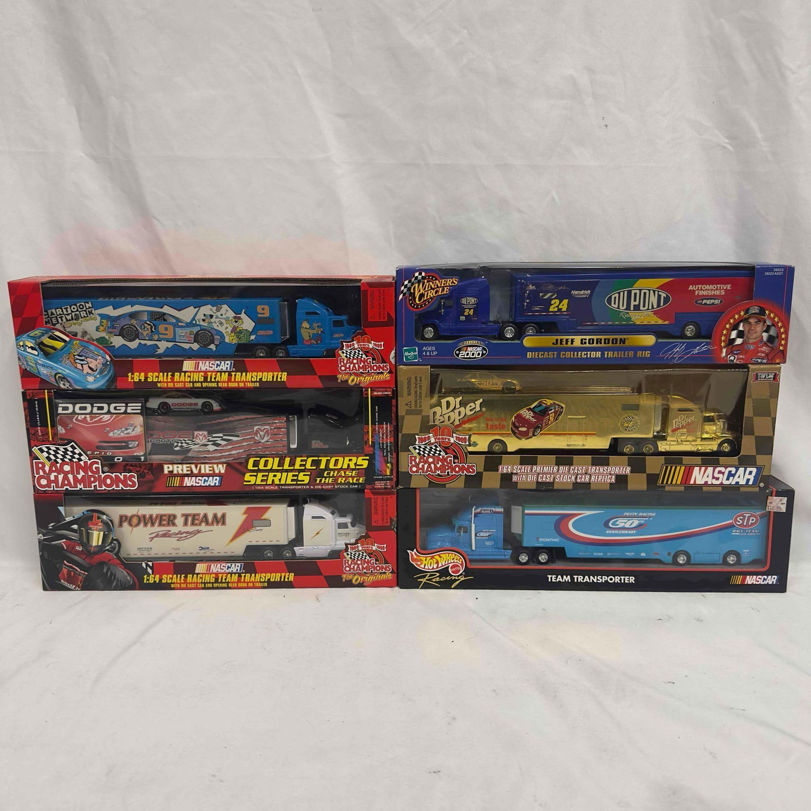 NASCAR Hot Wheels Racing Champions 1:64 Race Team Transporter Truck Trailer Set Lot of Six 6 Die: NASCAR Hot Wheels Racing Champions 1:64 Race Team Transporter Truck Trailer Set Lot of Six 6 Die Cast Trucks. Each collectible is Sealed new featuring six Racing Champions, Winner's Circle, and Ho