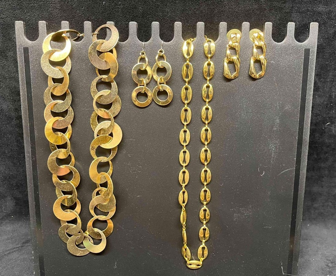 Two Gold Tone Jewelry Sets Matching Necklace & Earrings: This lot contains Two Gold Tone Jewelry Sets Matching Necklace & Earrings. Fits in a small 4" x 6 3/4" plastic bag. Total weight is 4.4oz. Overall the two jewelry sets are in good used condition with