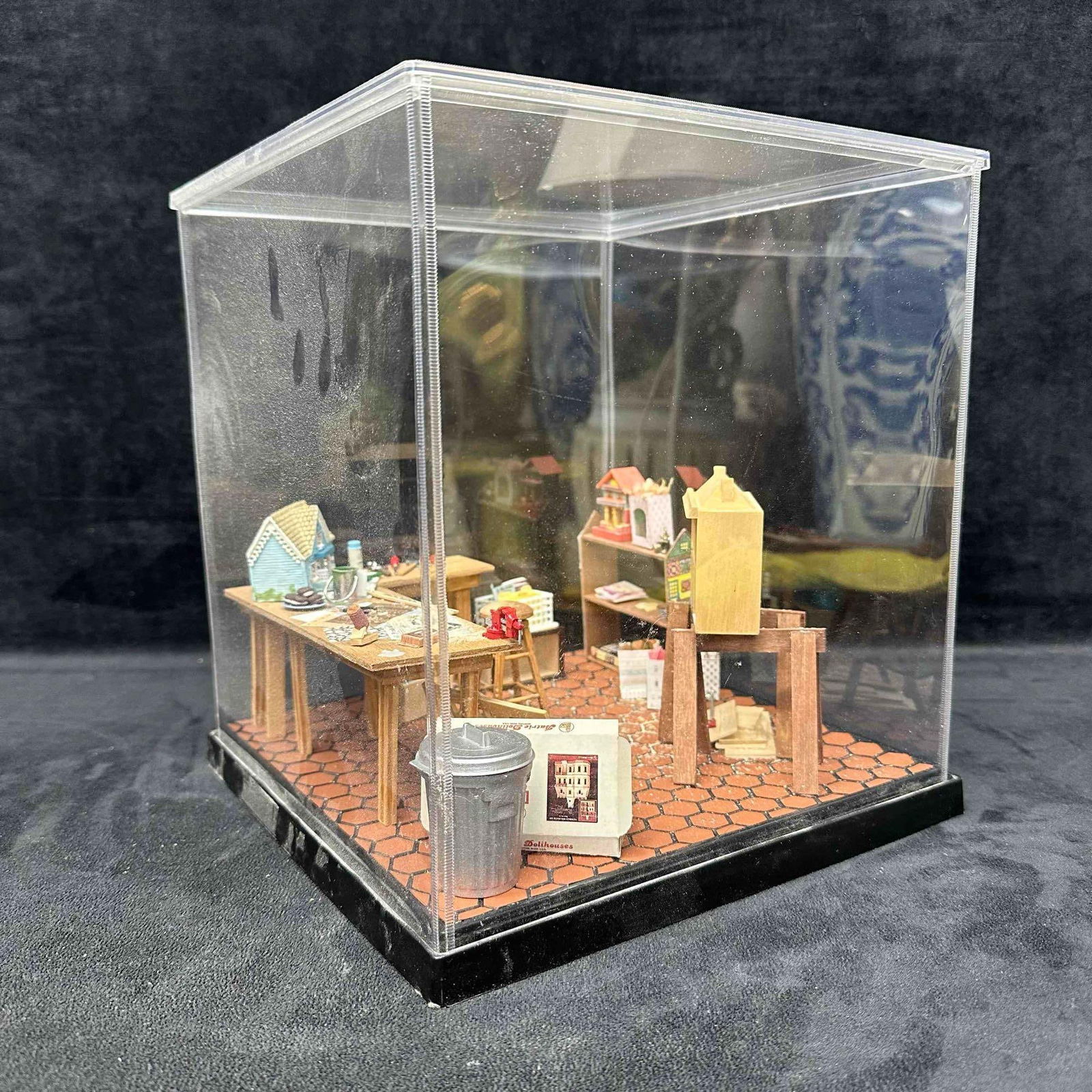 Miniature Dollhouse Workshop Diorama Artisan Studio Scene Style Display (1 of 7)