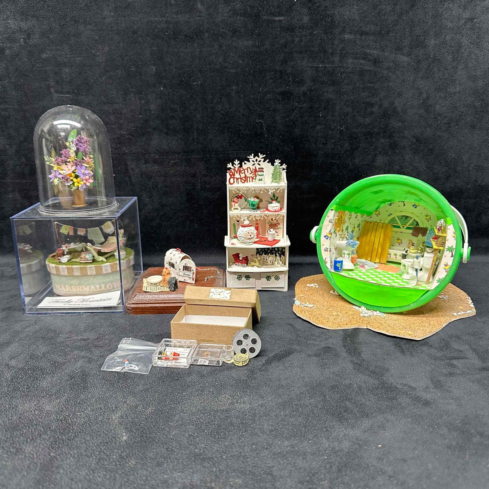 Lot of Miniature Dioramas and Mini Accessories Beach Art Display (1 of 8)