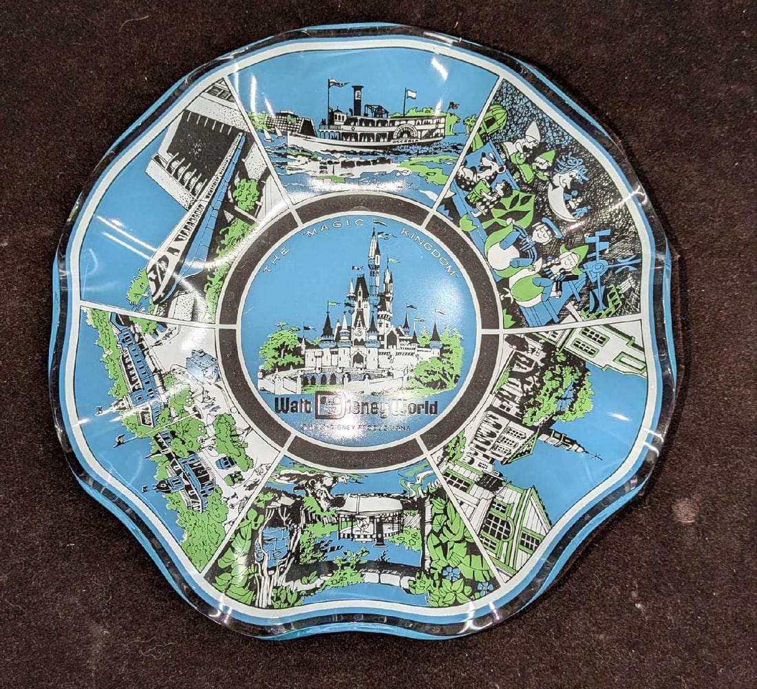 Vintage Disney World Blue Glass Candy Dish 1970s A (1 of 2)