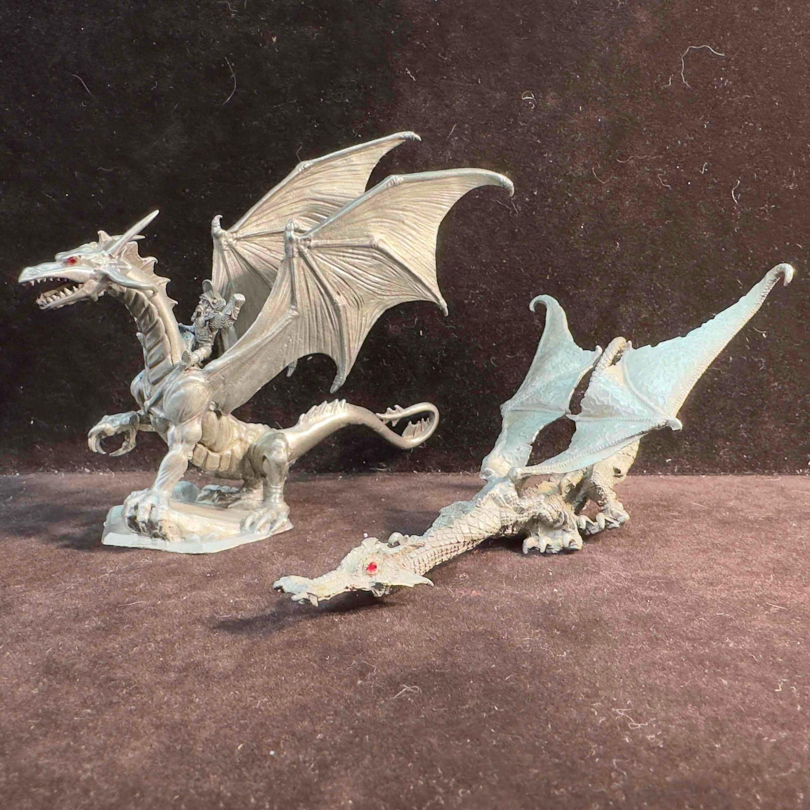 Rawcliffe Pewter Ral Partha Huma's Silver Dragon and Dragon Laying Down Sculpture Figure Set: Rawcliffe Pewter Ral Partha Huma's Silver Dragon and Dragon Laying Down Sculpture Figure Set. This set includes Huma's Silver Dragon PP501 and Dragon Laying Down. Rawcliffe identifying marking