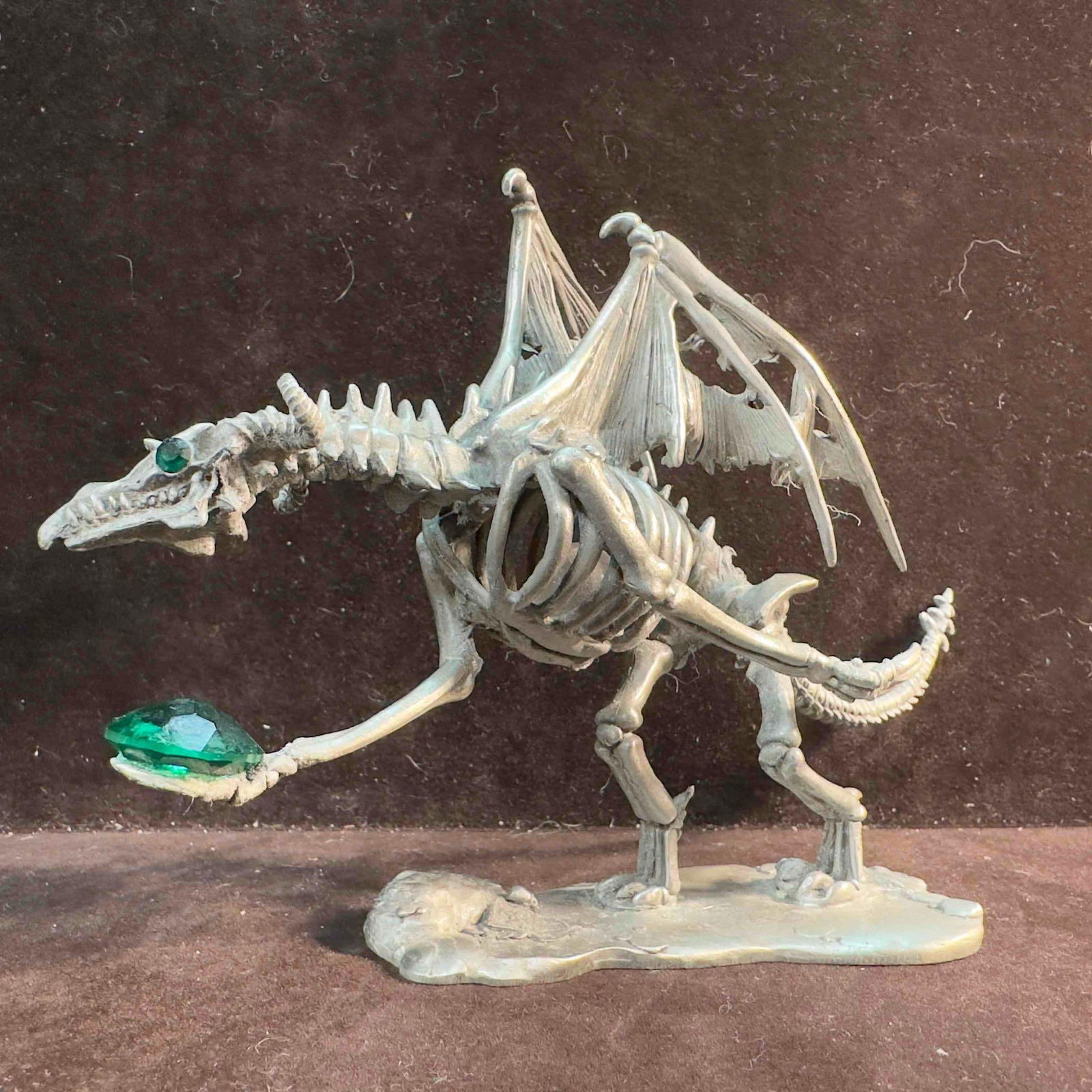 Rawcliffe Pewter Undead Dragon II 2 Sculpture Figure 1166036: Rawcliffe Pewter Undead Dragon 2 Sculpture Figure 1166036. Rawcliffe identifying markings etched on the bottom. 2001 made in the USA. This piece features silver toned detail with a marble and a few ge