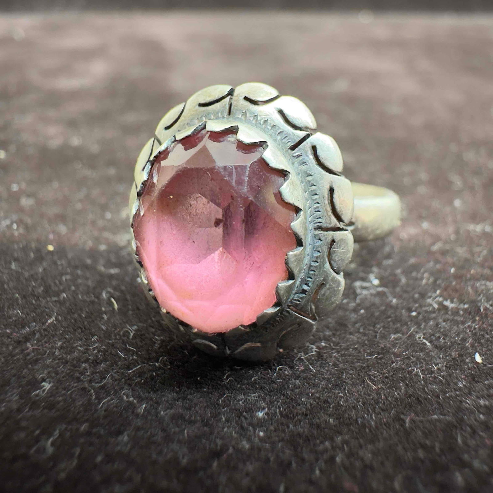 Sterling Silver Faceted Pink Glass Stone Style Ornate Setting Ring (1 of 6)