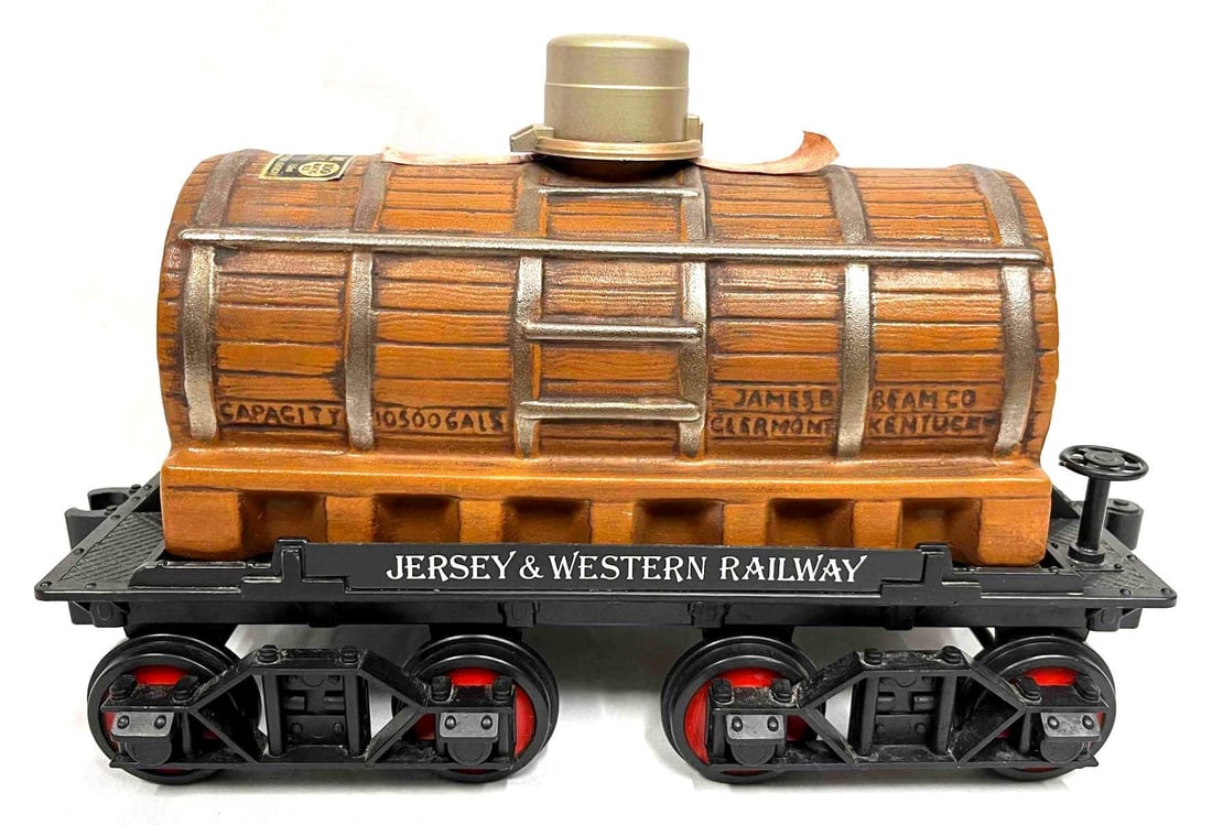 Empty Vintage Jim Beam Jersey & Western Railway Tank Car Decanter (1 of 10)