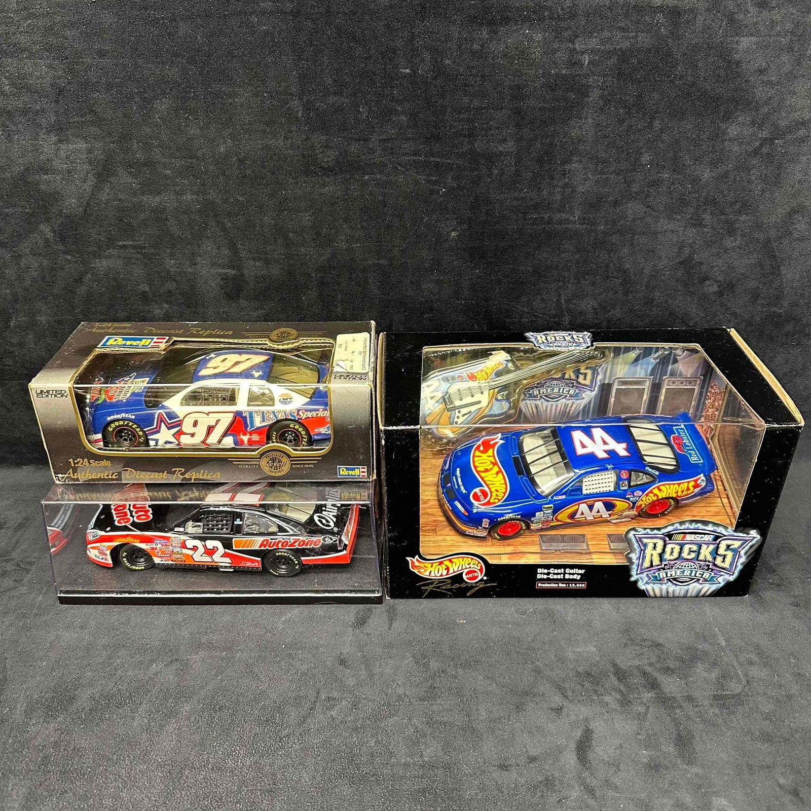 Revell Hot Wheels Racing NASCAR Set Three Vehicles Replica Cars (1 of 5)