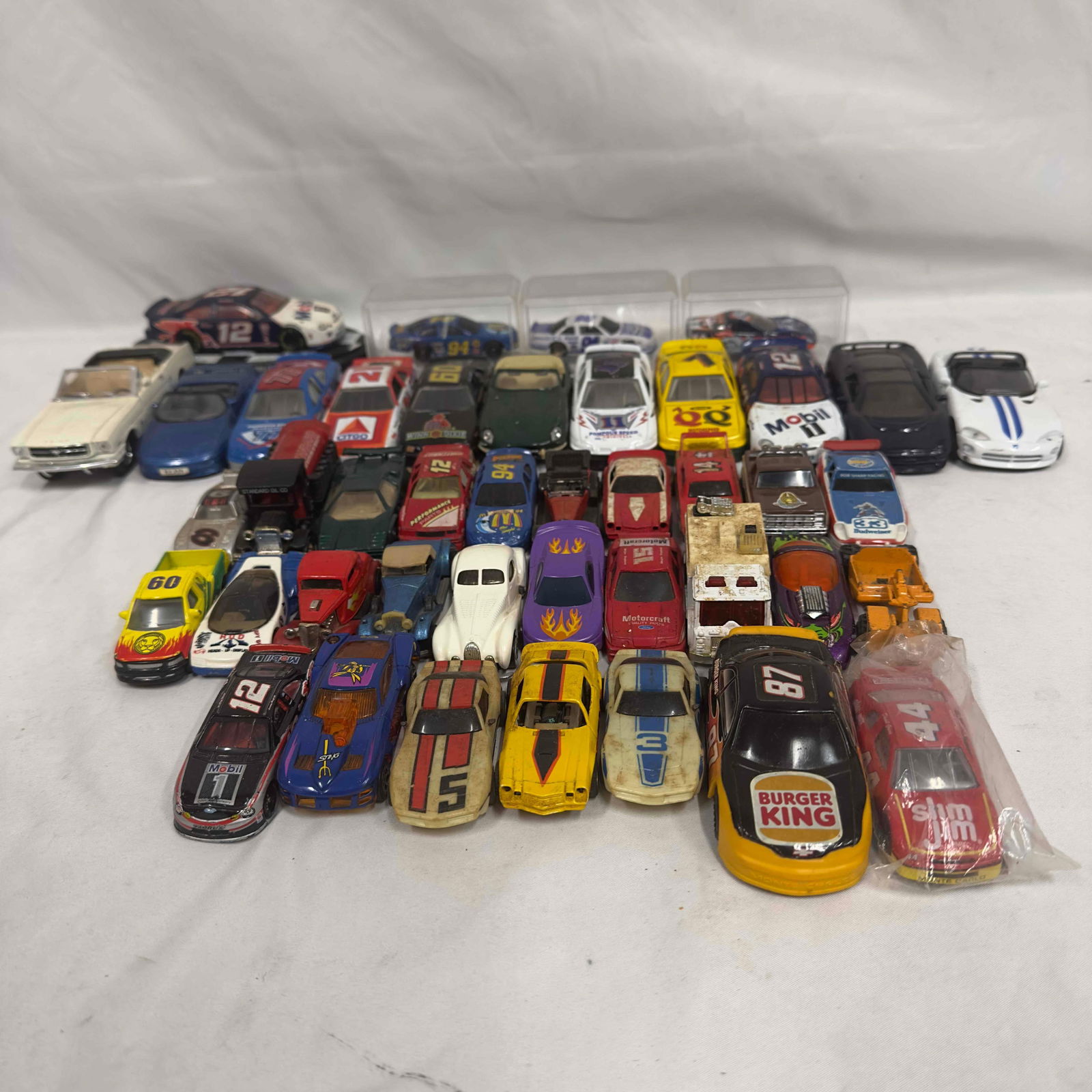 Die Cast NASCAR Collectible Set Lot of Forty Two 42 Toy Cars Collectibles (1 of 9)